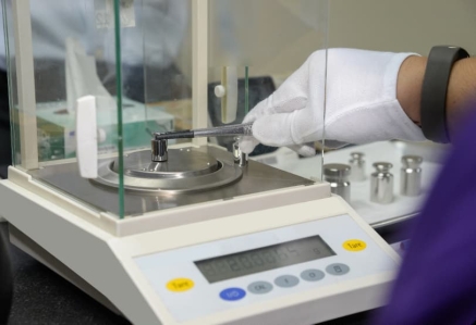 Poids sur une balance